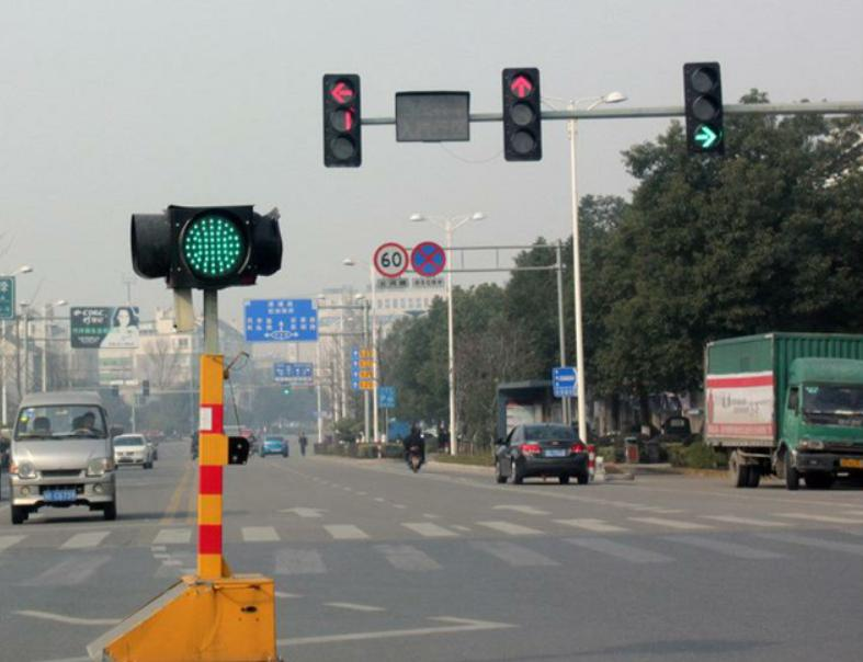 交通信号灯系统
